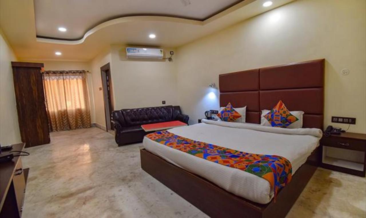 Fabhotel Rr Suites Guváhátí Exteriér fotografie