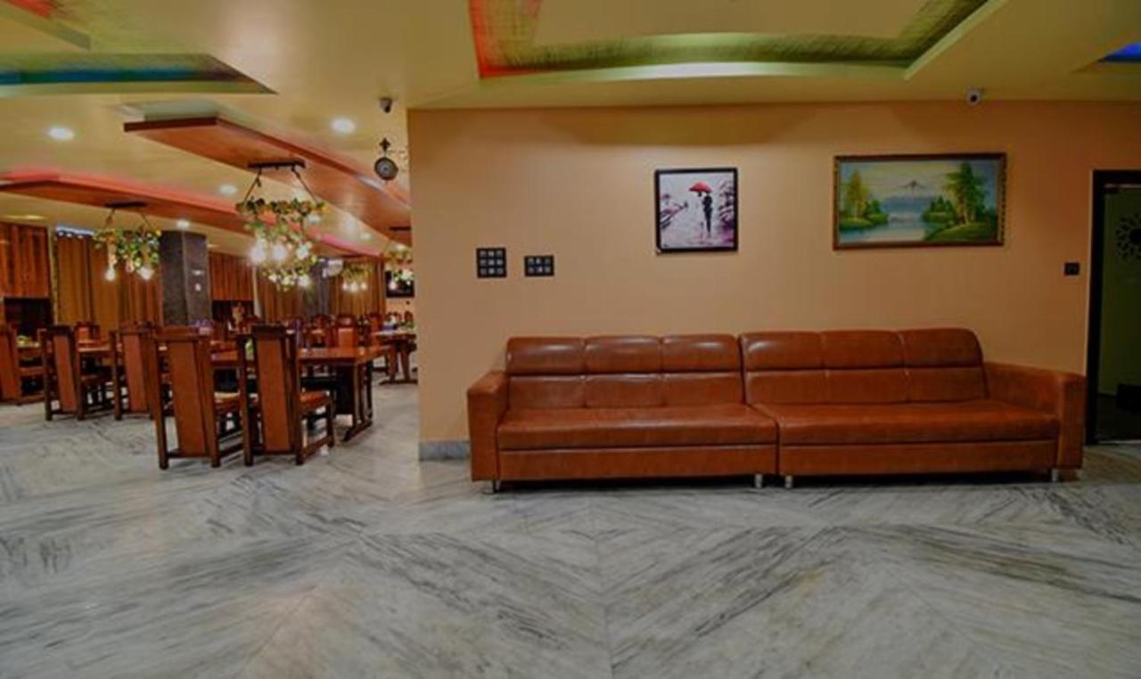Fabhotel Rr Suites Guváhátí Exteriér fotografie