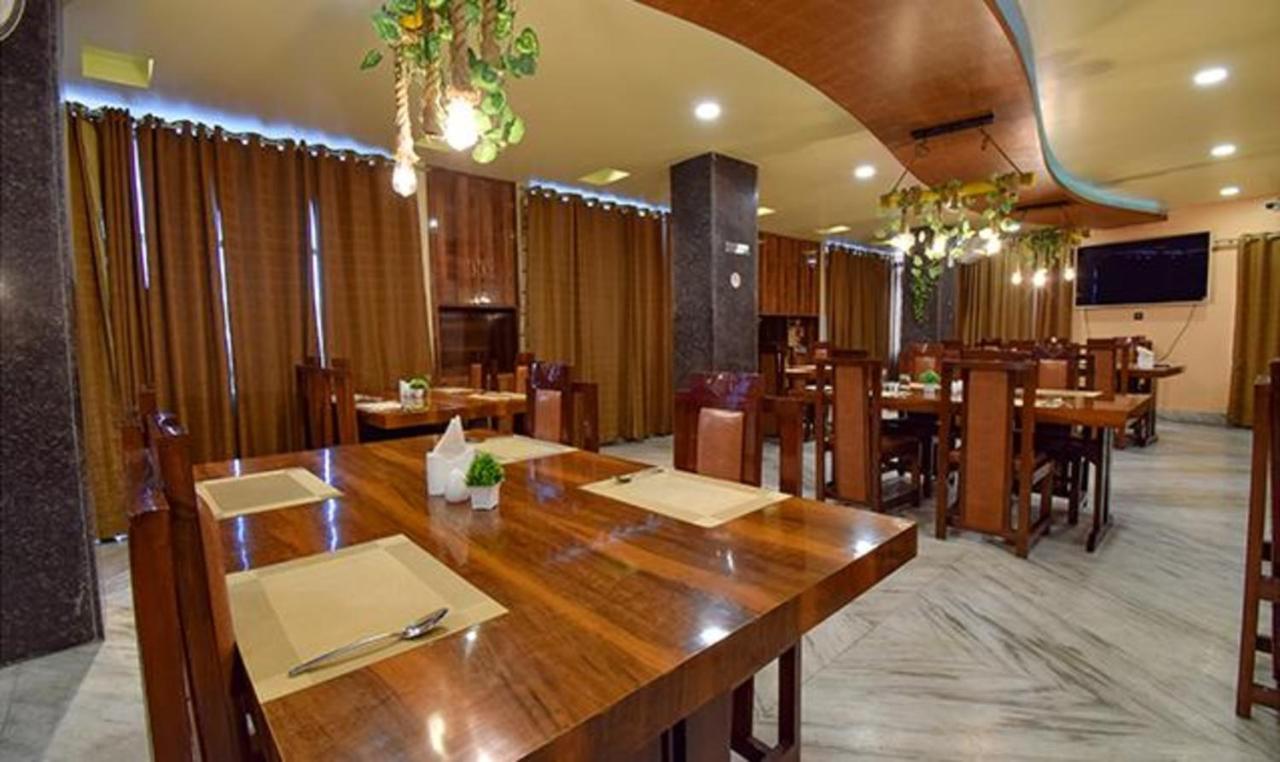 Fabhotel Rr Suites Guváhátí Exteriér fotografie