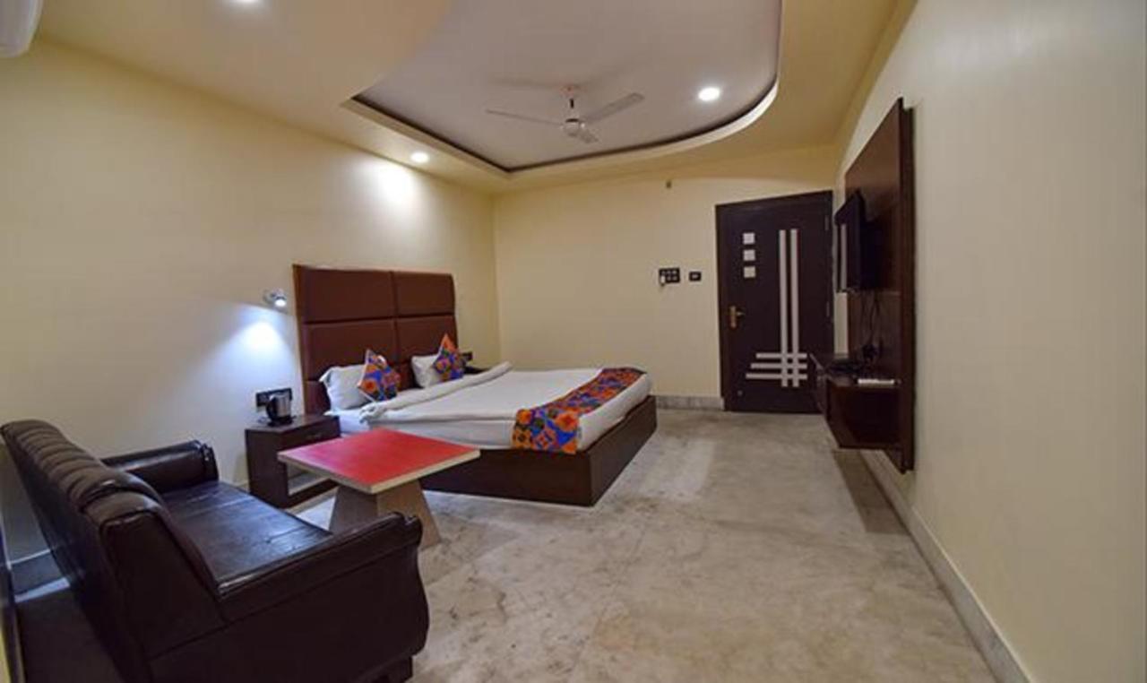 Fabhotel Rr Suites Guváhátí Exteriér fotografie