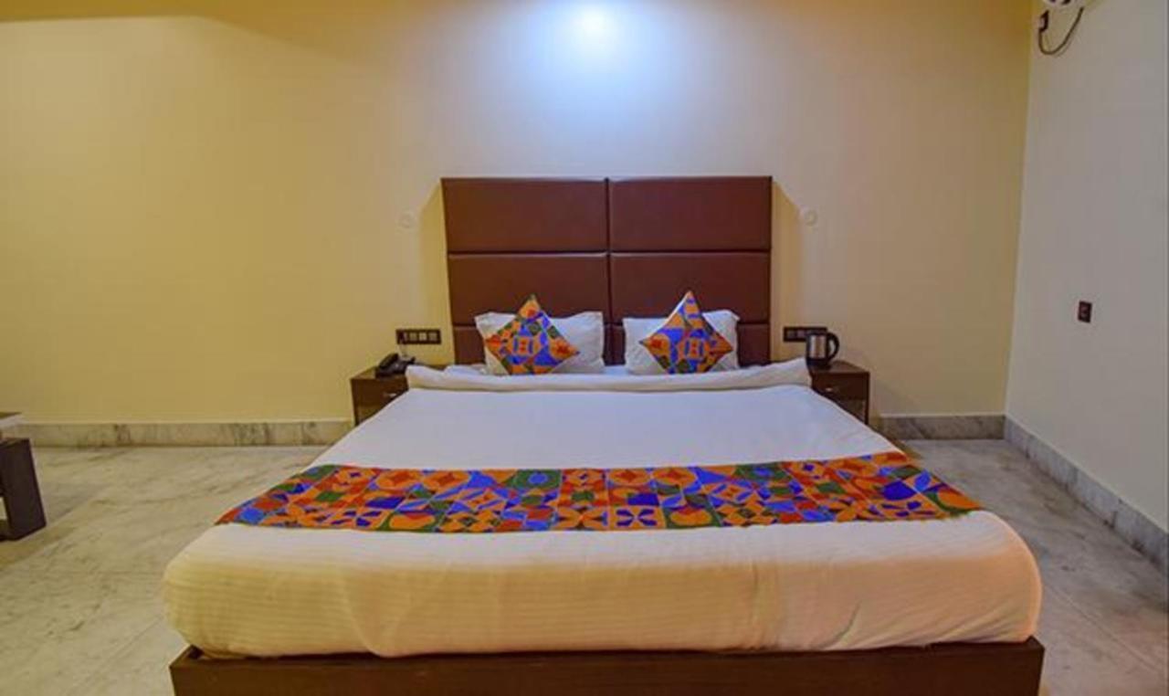 Fabhotel Rr Suites Guváhátí Exteriér fotografie
