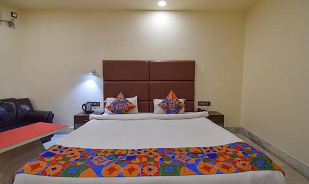 Fabhotel Rr Suites Guváhátí Exteriér fotografie
